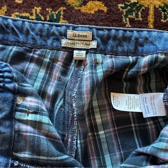 L.L. Bean Women's Denim Straight Leg Jeans - Picture 2 of 5